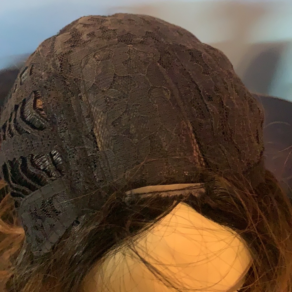 Wig - Picture 3 of 3